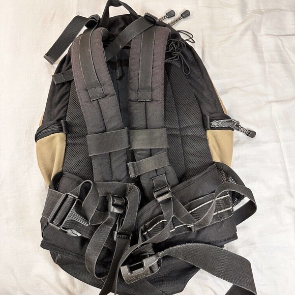 Lowepro Camera Bag Street & Field S&F Rover Light Backpack with Waist Clip - Picture 5 of 15